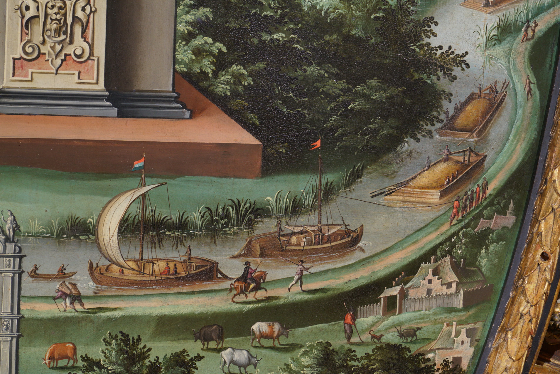 Fragment obrazu Apoteoza Gdańska. Rzeka, płynące łodzie. Na jej brzegach pasą się zwierzęta, przechodzą ludzie.